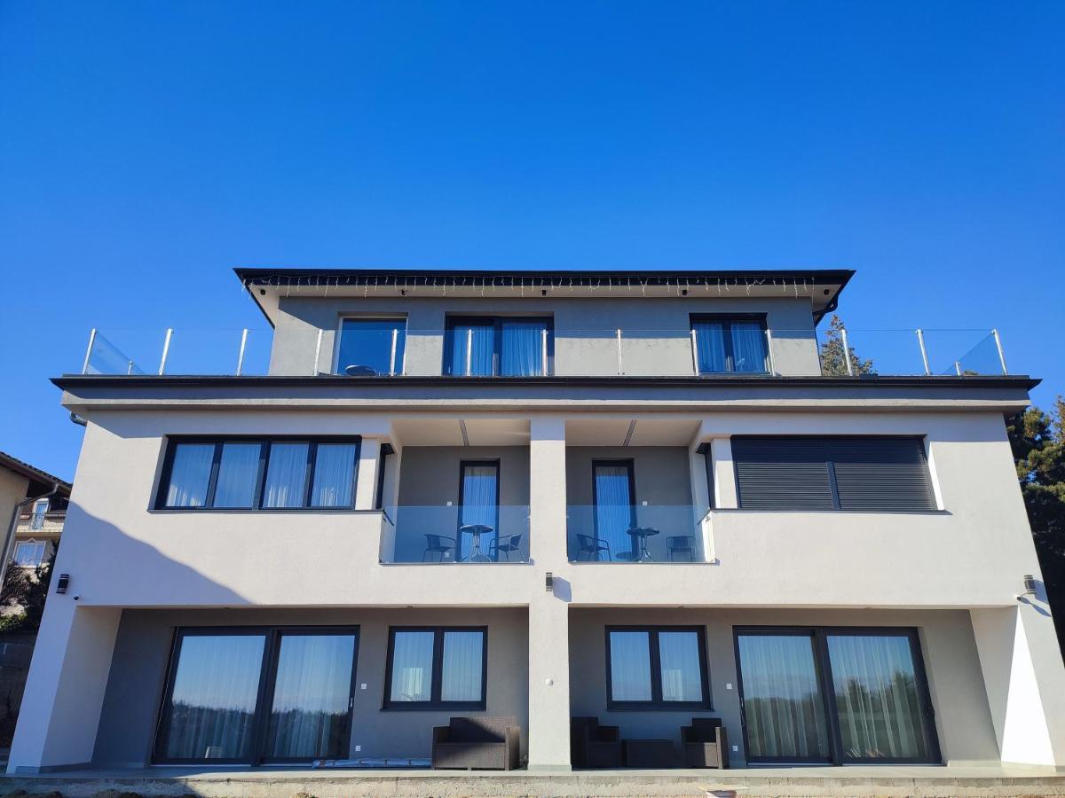 Gamma Apartmanok és Jakuzzi Miskolc Extérieur photo
