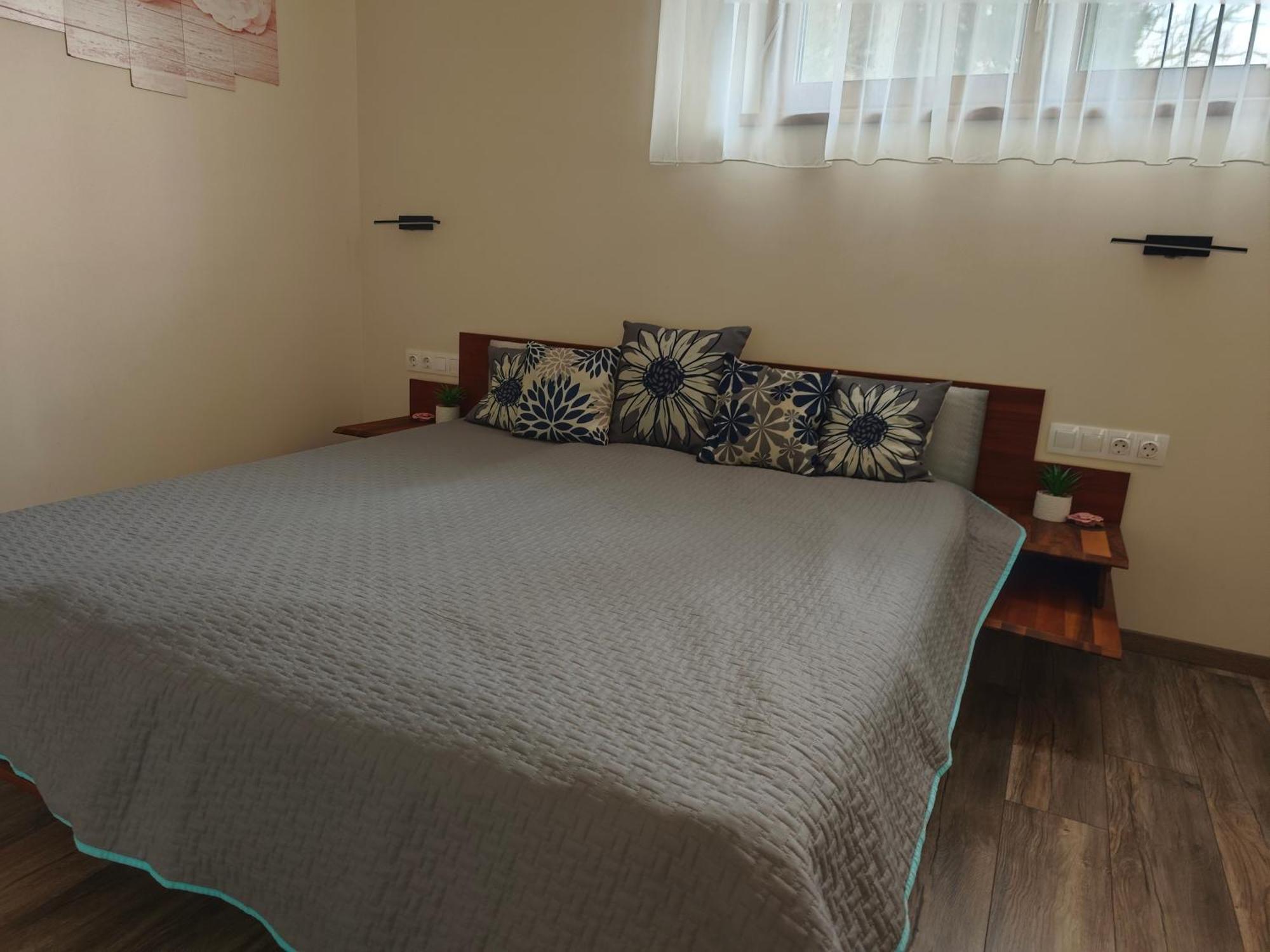 Gamma Apartmanok és Jakuzzi Miskolc Chambre photo